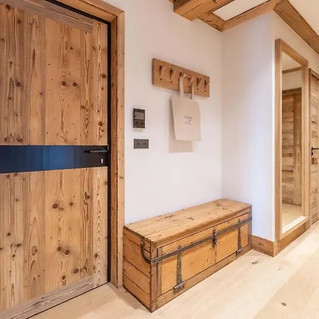 Rustic 1850 *